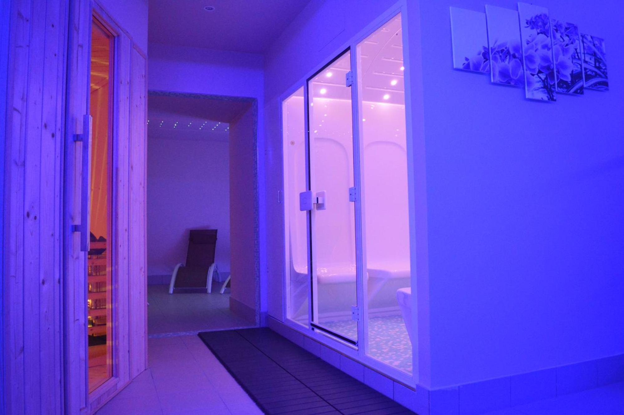Hotel Enjoy Polesella Bagian luar foto