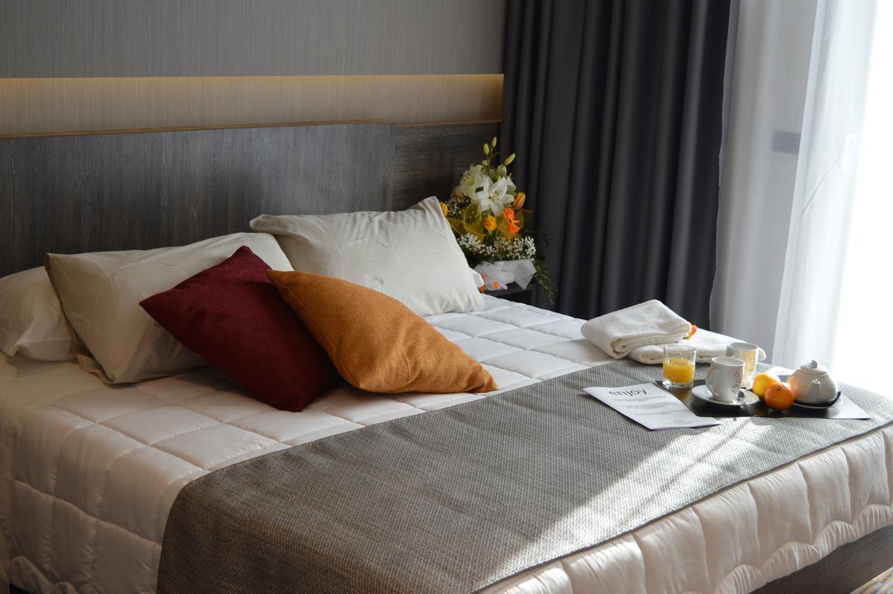 Hotel Enjoy Polesella Bagian luar foto