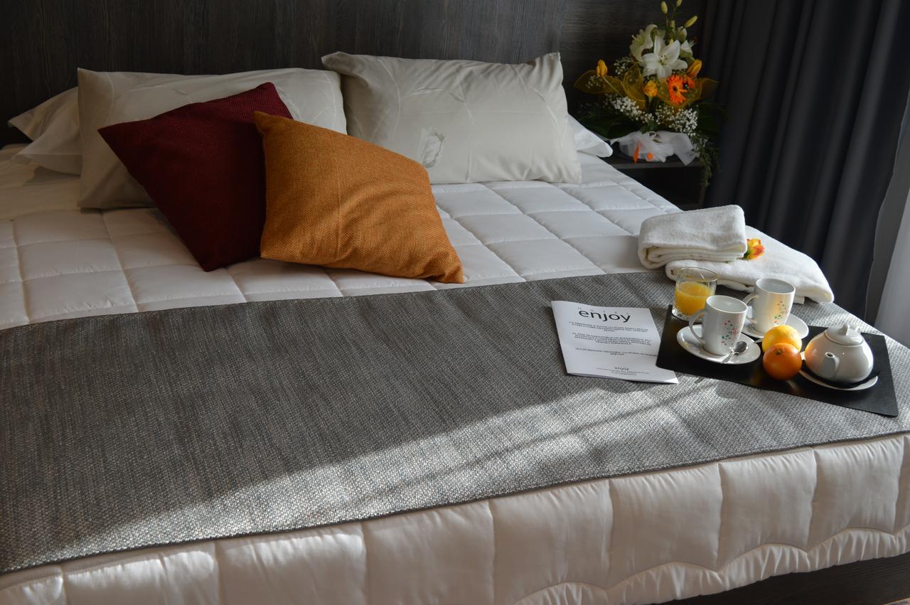 Hotel Enjoy Polesella Bagian luar foto